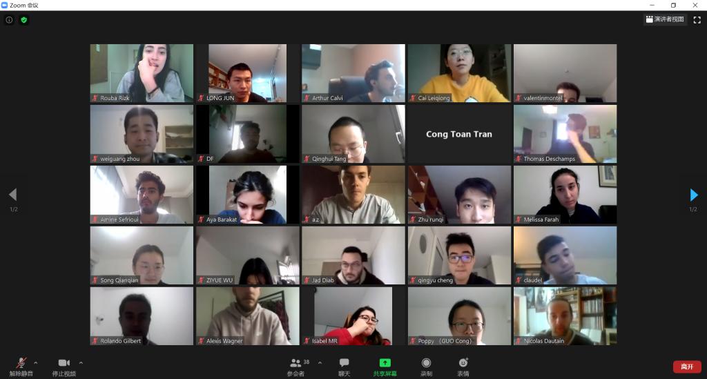 PSL大学的校门，古典而朴素