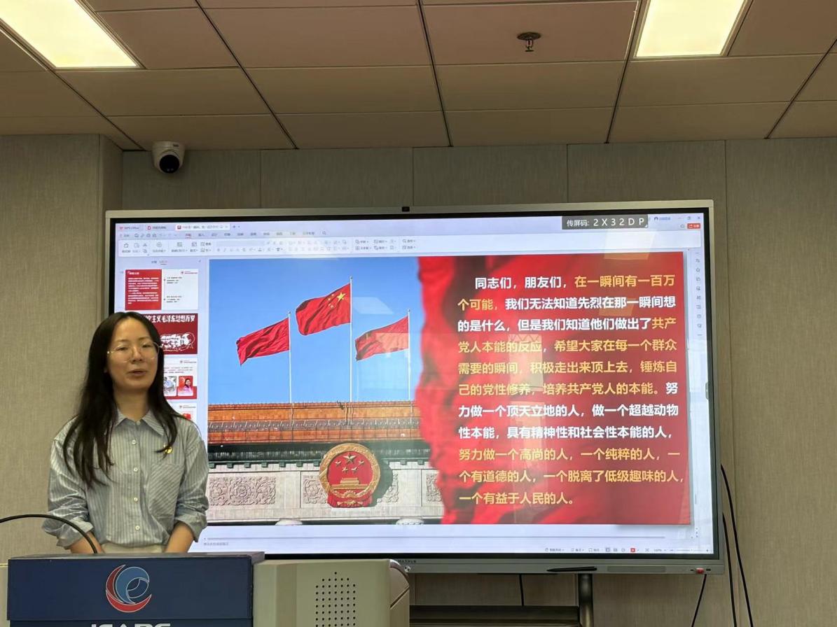 说明: 红色宣讲团