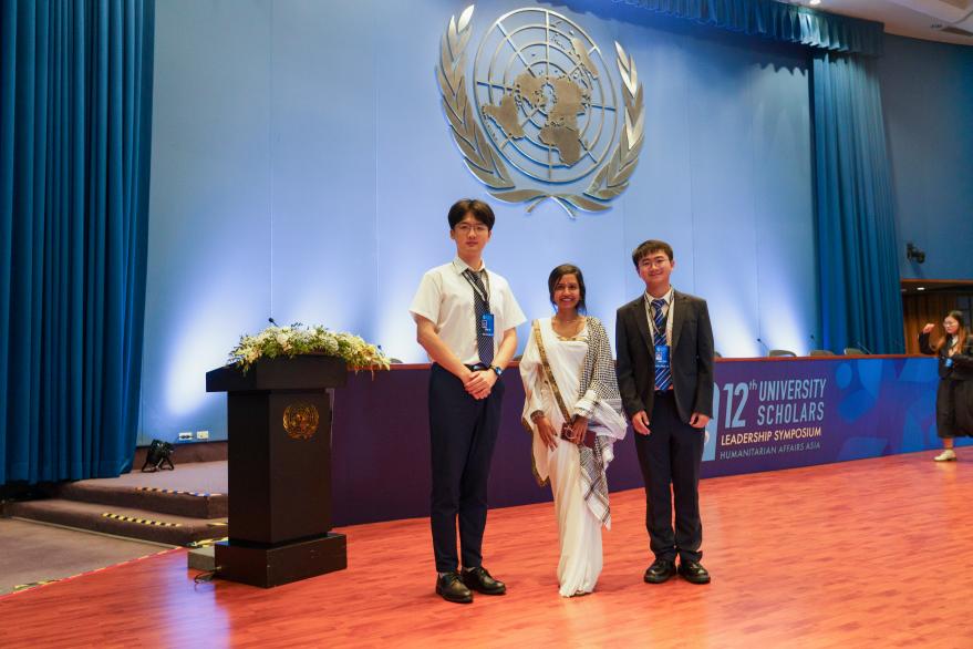 说明: YUY06173 说明: YUY06173